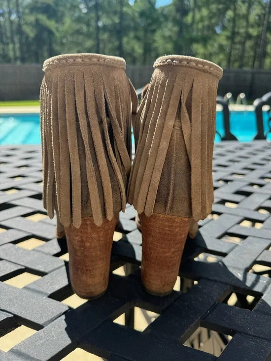 Frye Boots- Parker Fringe Style 3476658 Gry - Picture 4 of 6